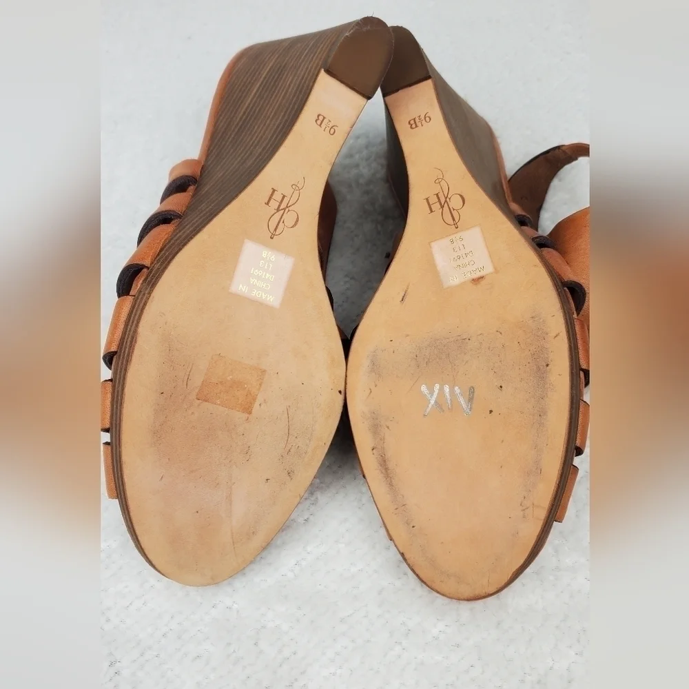 Cole Haan Genuine Leather Wedge Sandal‎ Size 9.5B